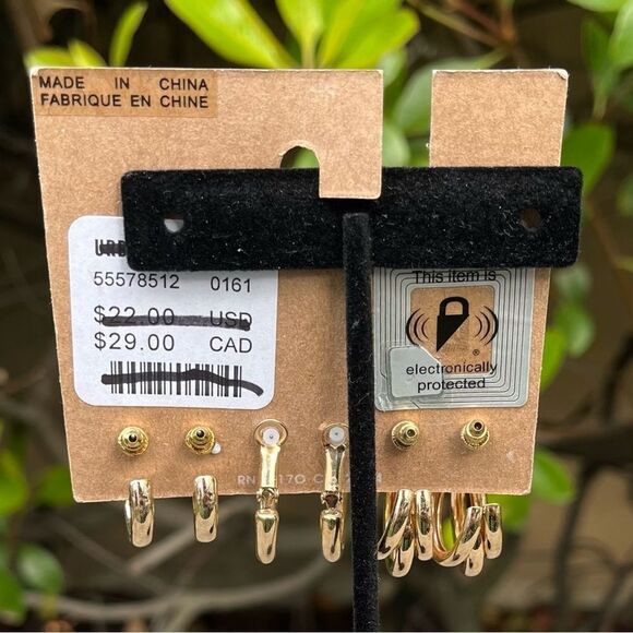 NWT New Urban Outfitters UO Gold Hoop Earring Set Three (3) Earrings - Picture 2 of 3